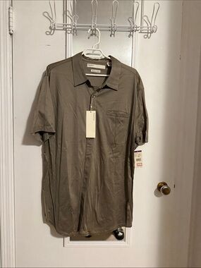 Men’s Perry Ellis Olive Green Short Sleeve Polo